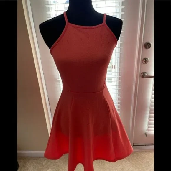 H & M coral color dress - Picture 1 of 2